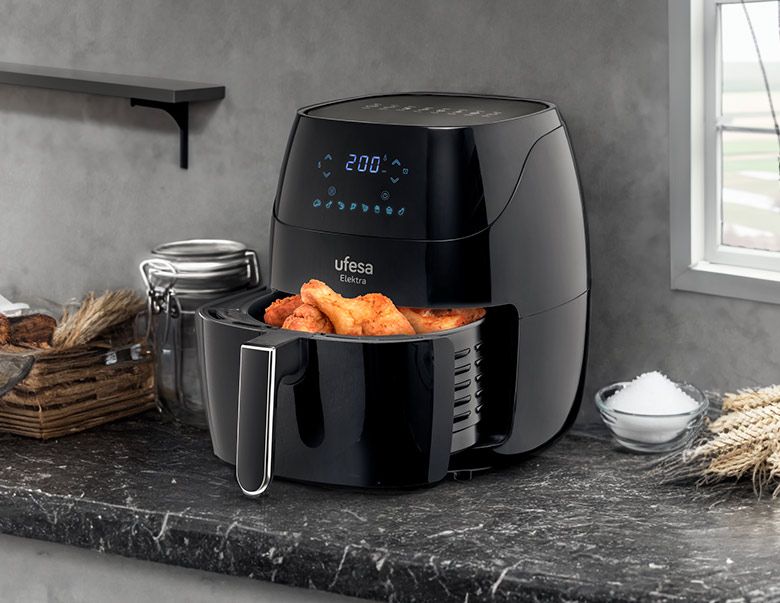 Airfryer 5L with touch display