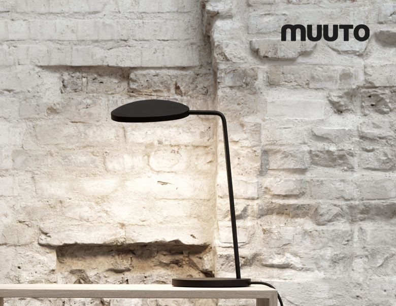Muuto Leaf table lamp