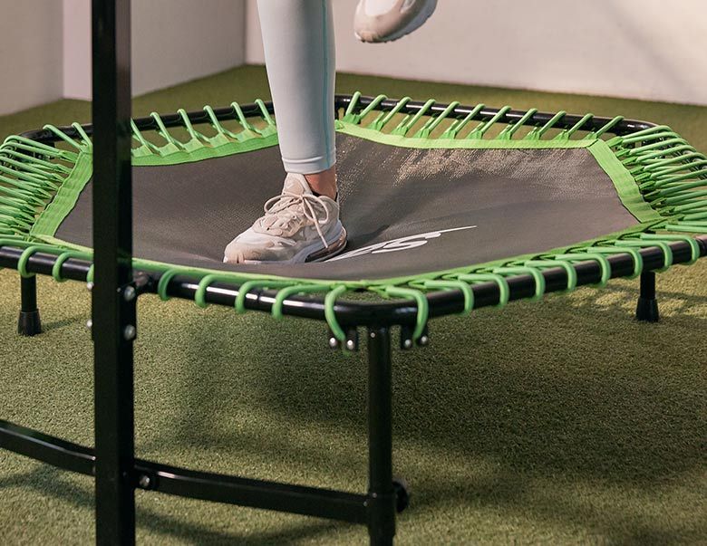 Fitness trampoline
